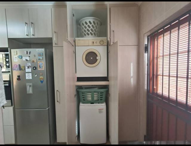 2 BEDROOM HOUSE FOR SALE IN SONKRING